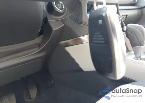 2024 Subaru Forester Premium z USA, uszkodzony, nr VIN JF2SKADC8RH433143